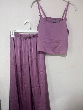 Auden: Mauve Satin Pajama Set